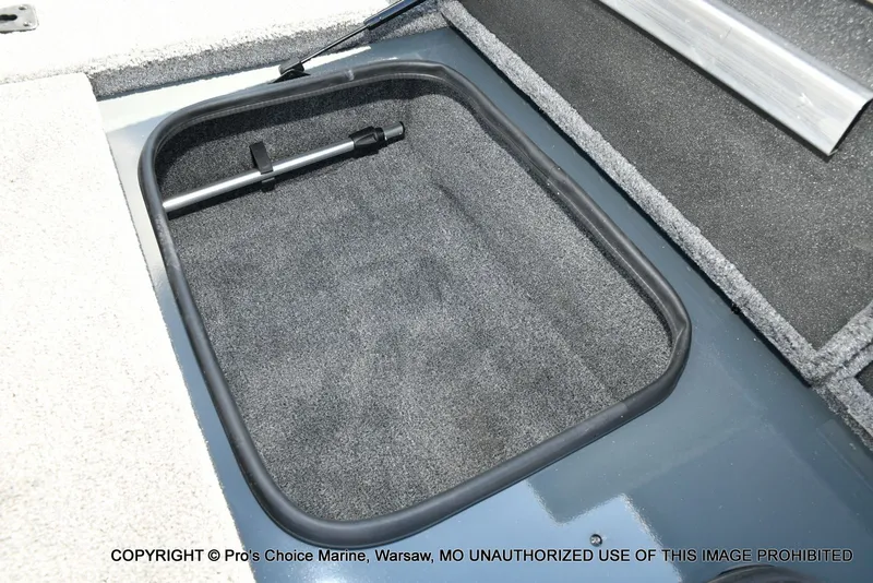 Slide: The Image of Ranger RT198P w/150 Pro-XS 4 Stroke 2026 - 58