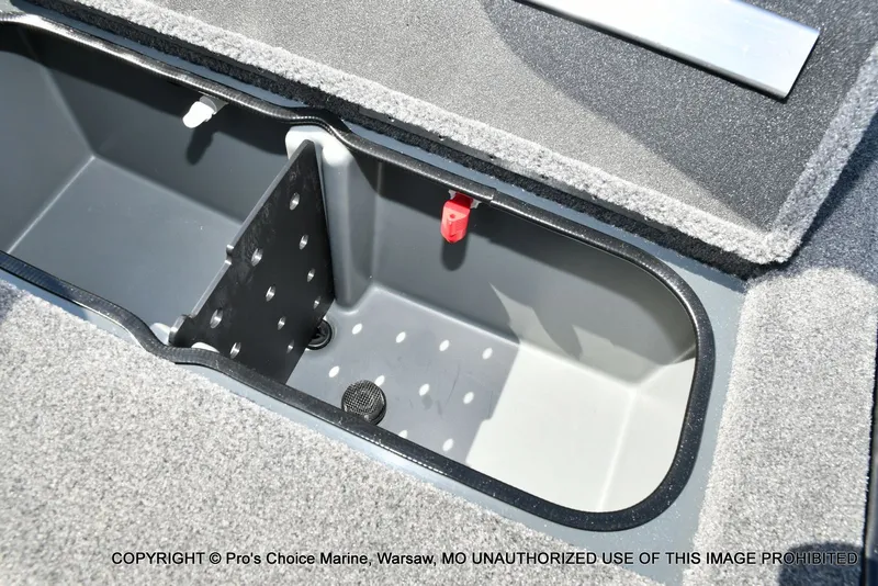 Slide: The Image of Ranger RT198P w/150 Pro-XS 4 Stroke 2026 - 61