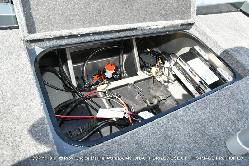 Slide: The Image of Ranger RT198P w/150 Pro-XS 4 Stroke 2026 - 65