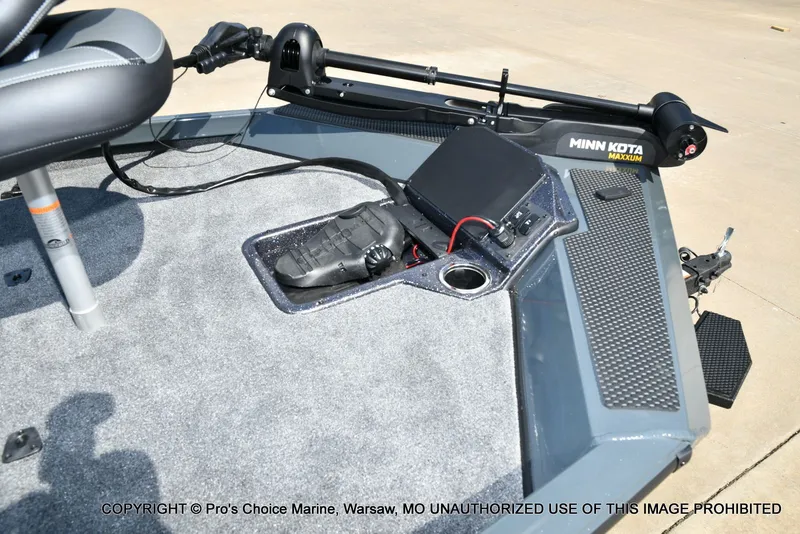 Slide: The Image of Ranger RT198P w/150 Pro-XS 4 Stroke 2026 - 7