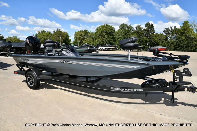 Slide: The Image of Ranger RT198P w/150 Pro-XS 4 Stroke 2026 - 71