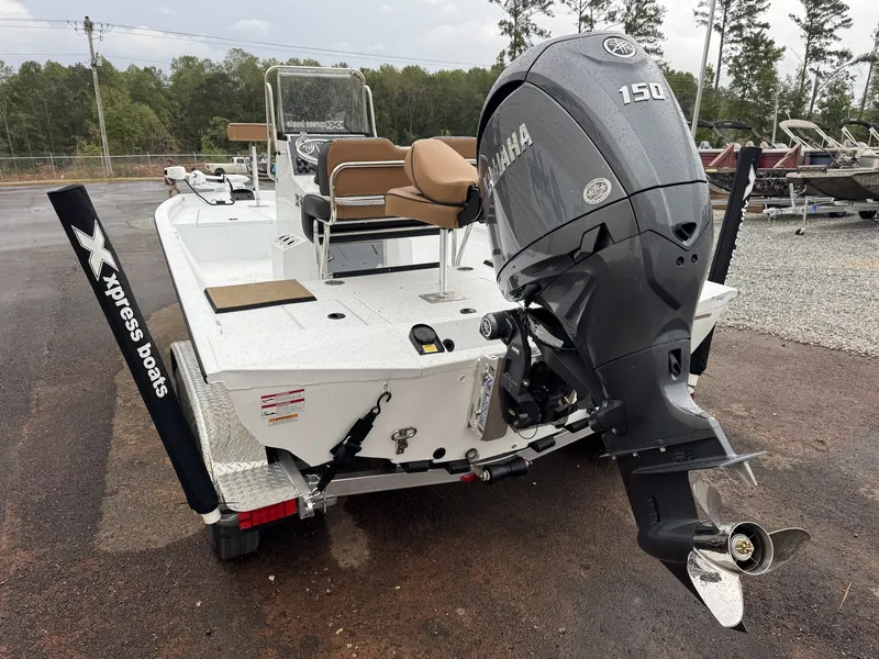 Slide: The Image of Xpress X21 Bay 2026 - 8