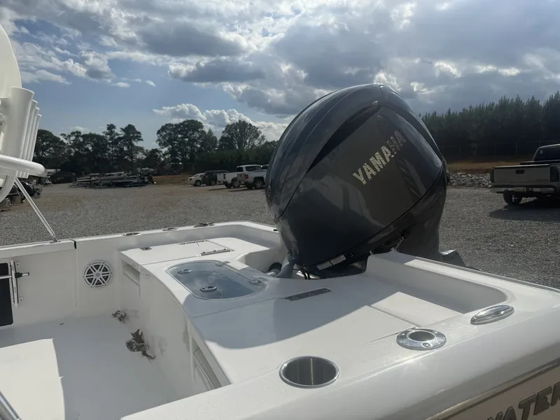 Slide: The Image of Tidewater 2110 Bay Max 2026 - 13