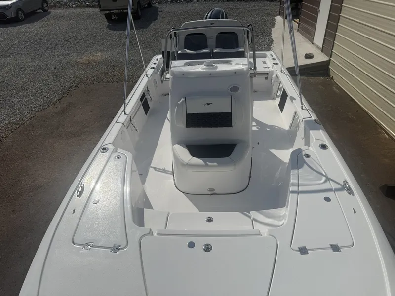 Slide: The Image of Tidewater 2110 Bay Max 2026 - 6