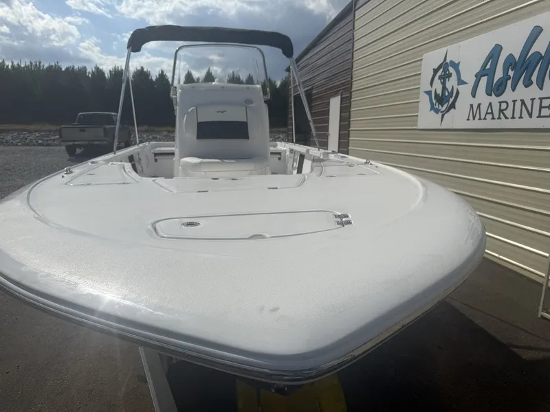 Slide: The Image of Tidewater 2110 Bay Max 2026 - 7