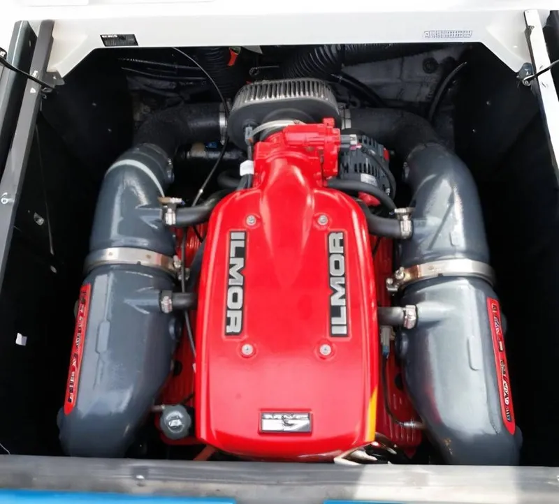 Slide: The Image of MasterCraft X10 2016 - 15