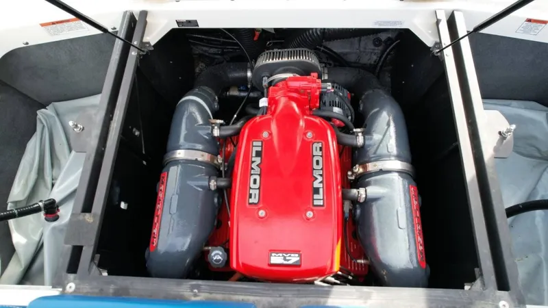 Slide: The Image of MasterCraft X10 2016 - 19