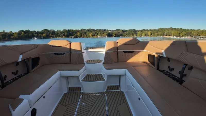 Slide: The Image of MasterCraft XSTAR25 2026 - 9