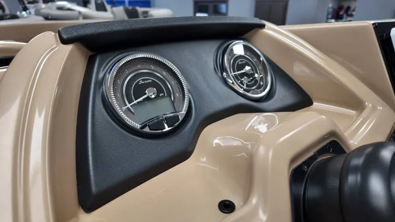 Slide: The Image of Dashboard of 2026 Barletta Cabrio 22QC with speedometer. - 34