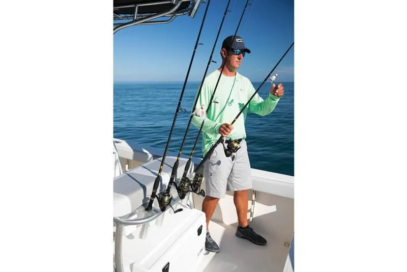 Slide: The Image of Mako 214 Center Console 2020 - 77