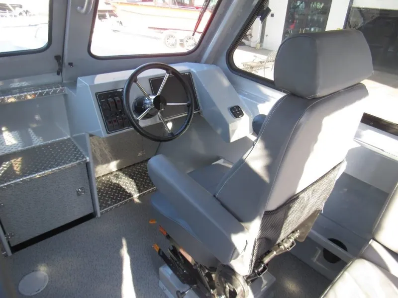 Slide: The Image of Hewescraft 220 OCEAN PRO HT FC 2025 - 12