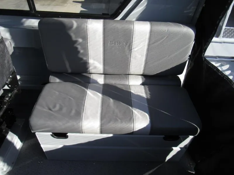 Slide: The Image of Hewescraft 220 OCEAN PRO HT FC 2025 - 15