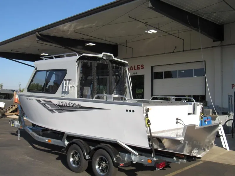 Slide: The Image of Hewescraft 220 OCEAN PRO HT FC 2025 - 3