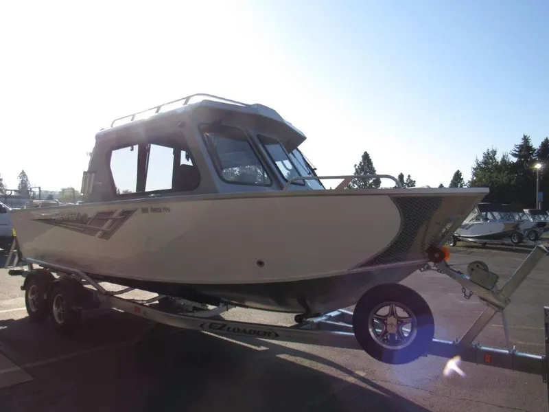 Slide: The Image of Hewescraft 220 OCEAN PRO HT FC 2025 - 7