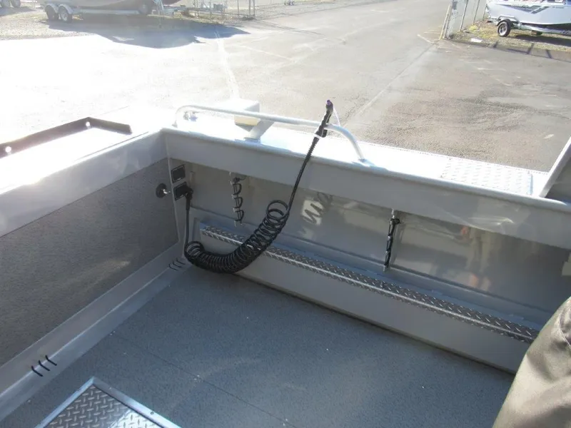 Slide: The Image of Hewescraft 220 OCEAN PRO HT FC 2025 - 9