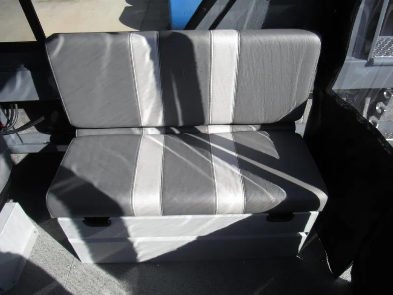 Slide: The Image of Hewescraft 210 Sea Runner ET HT 2026 - 15