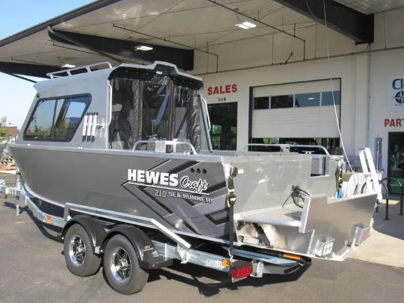 Slide: The Image of Hewescraft 210 Sea Runner ET HT 2026 - 3