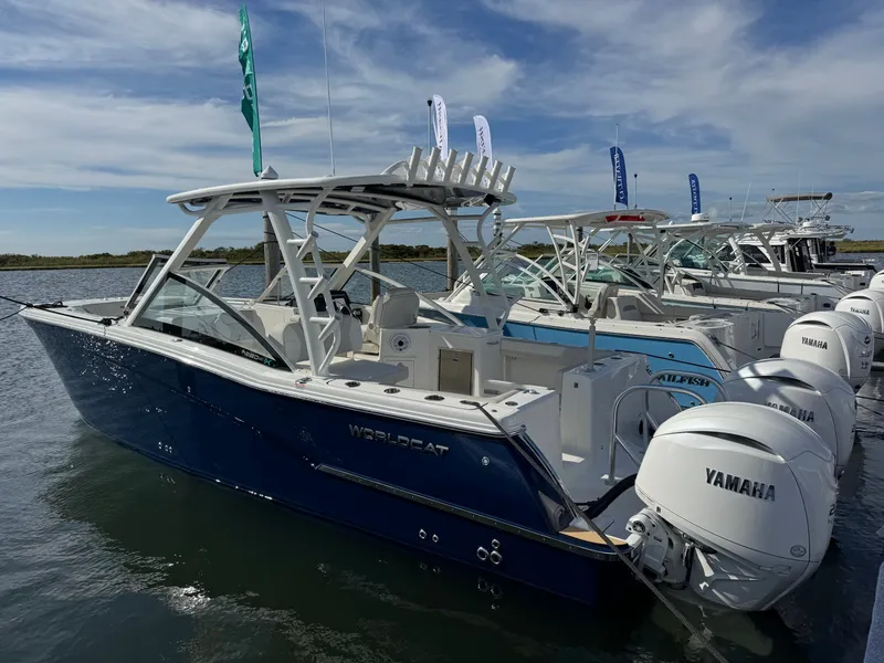 The Image of World Cat 280 DC-X 2026 - 1