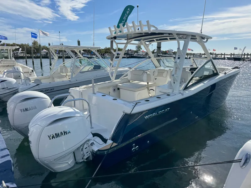 Slide: The Image of World Cat 280 DC-X 2026 - 2