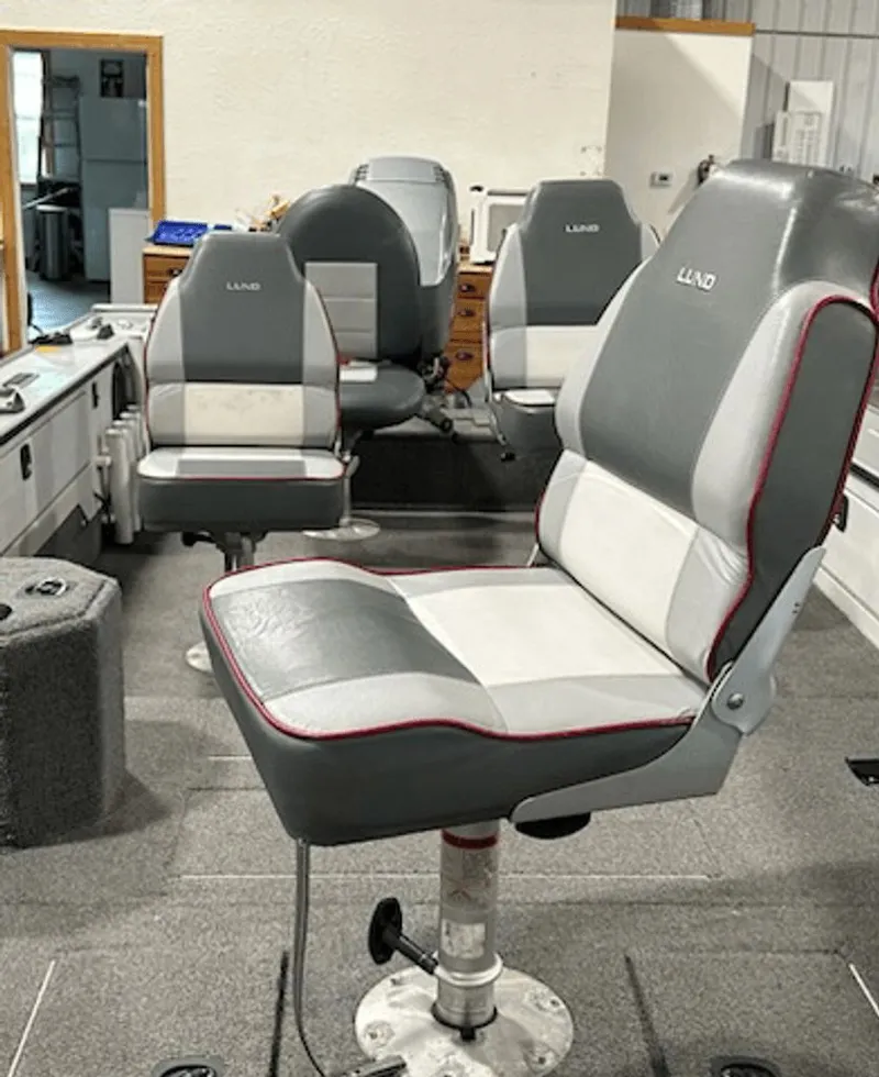 Slide: The Image of Lund 1775 Pro-V 1997 - 5