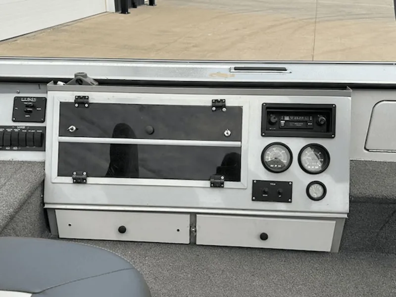 Slide: The Image of Lund 1775 Pro-V 1997 - 9