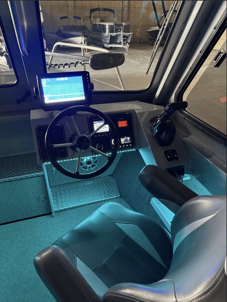 Slide: The Image of Hewescraft 240 Ocean Pro HT 2020 - 11