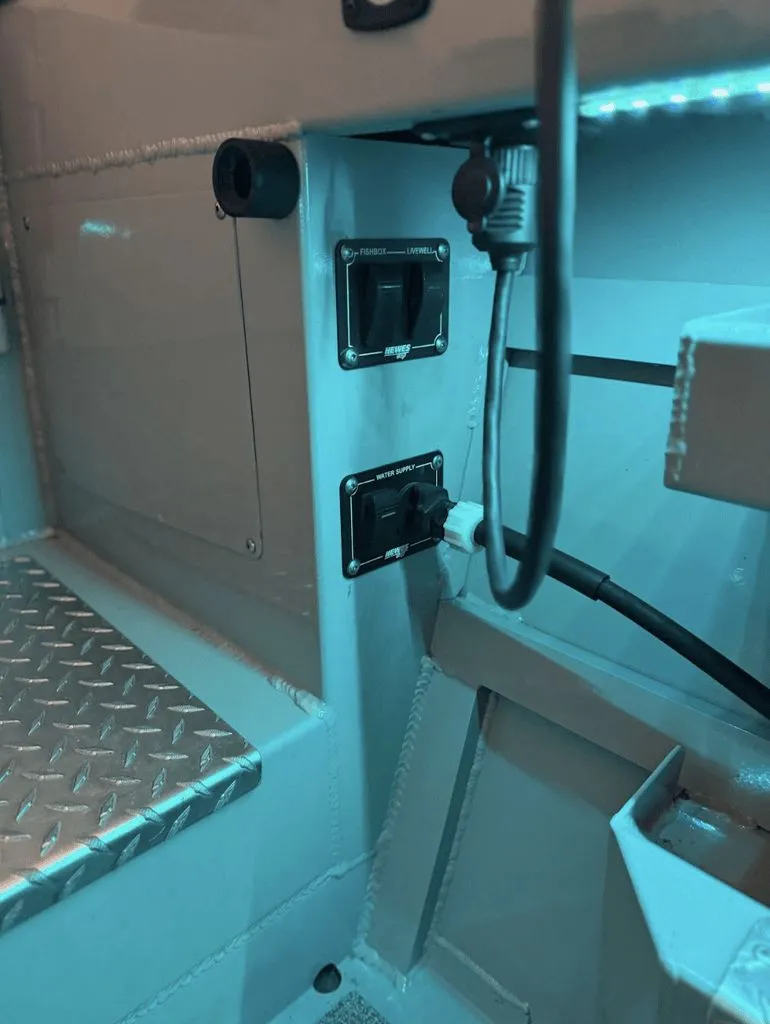 Slide: The Image of Hewescraft 240 Ocean Pro HT 2020 - 19