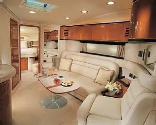 Slide: The Image of 2003 Sea Ray 460 Sundancer yacht docked, featuring "Diamond Edition" branding. - 4