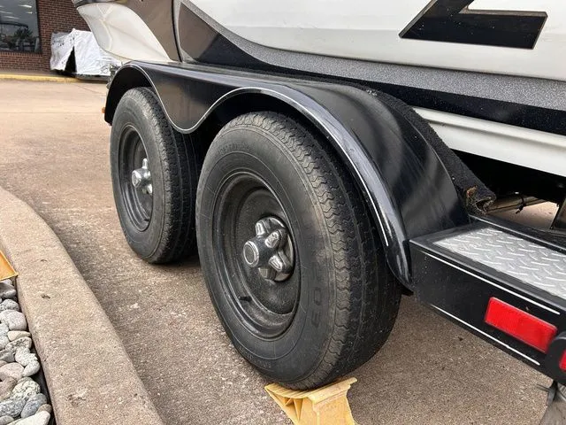 Slide: The Image of Nitro Z-7 2011 - 10