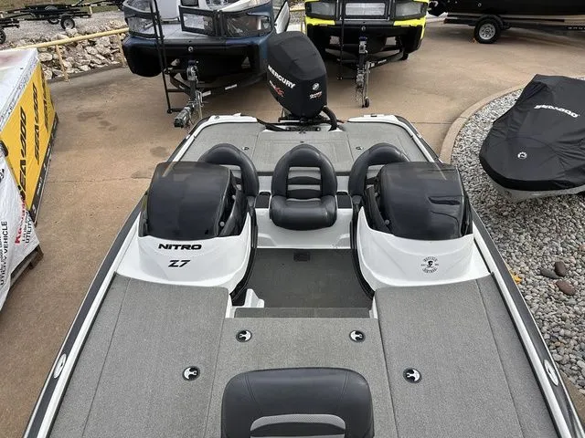 Slide: The Image of Nitro Z-7 2011 - 16