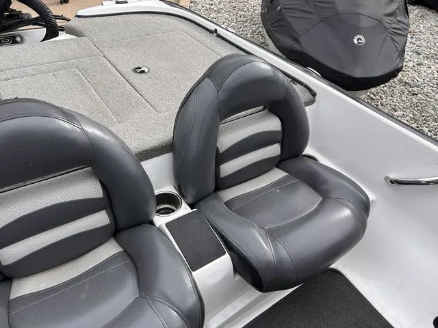 Slide: The Image of Nitro Z-7 2011 - 19