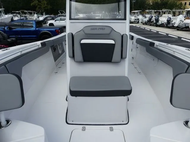 Slide: The Image of Sea Pro 292 Offshore DLX 2025 - 23