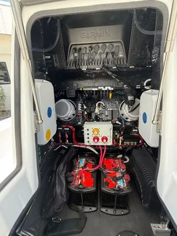 Slide: The Image of Yellowfin 24CE 2026 - 11