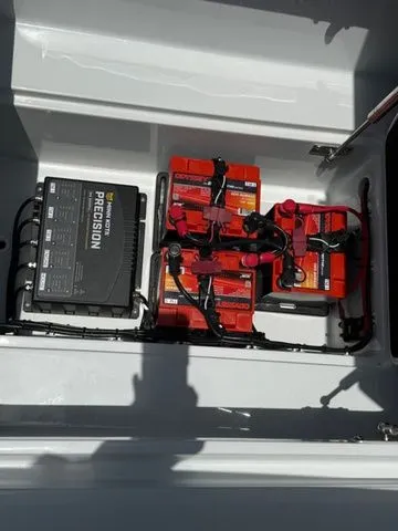 Slide: The Image of Yellowfin 24CE 2026 - 12