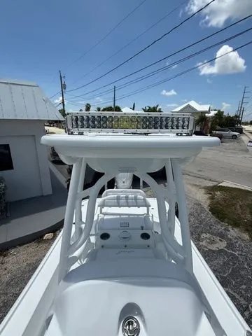 Slide: The Image of Yellowfin 24CE 2026 - 13