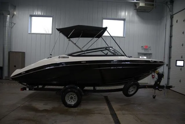 Slide: The Image of Yamaha SX195 2024 - 7