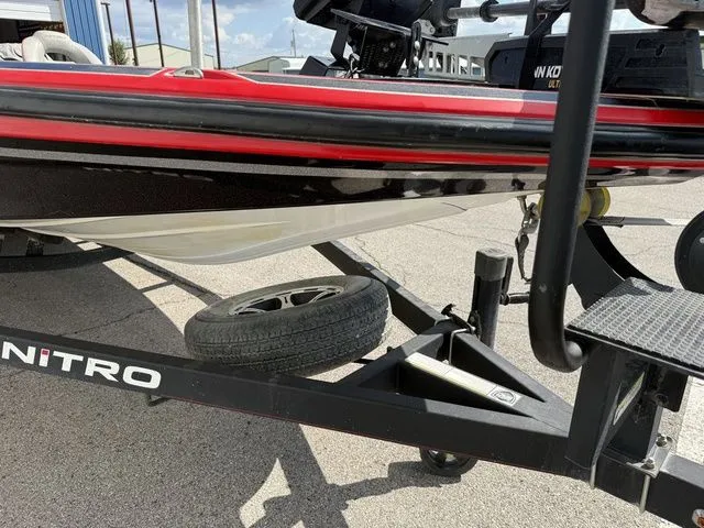 Slide: The Image of Nitro Z-21 2019 - 31