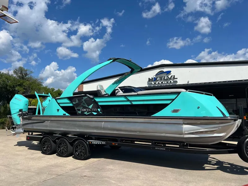 Slide: The Image of Trifecta 25 SPORT RF9 DC ARCH 2023 - 1