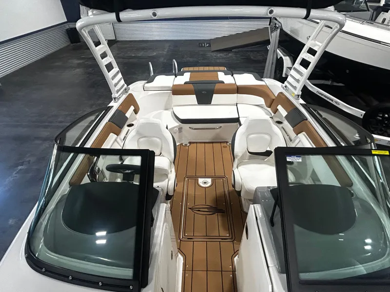 Slide: The Image of Chaparral 23 SSi 2025 - 10