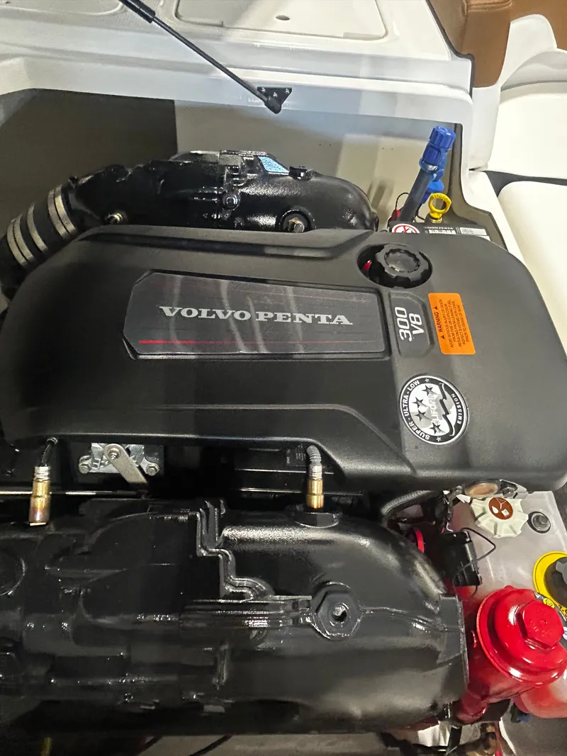 Slide: The Image of Chaparral 23 SSi 2025 - 15