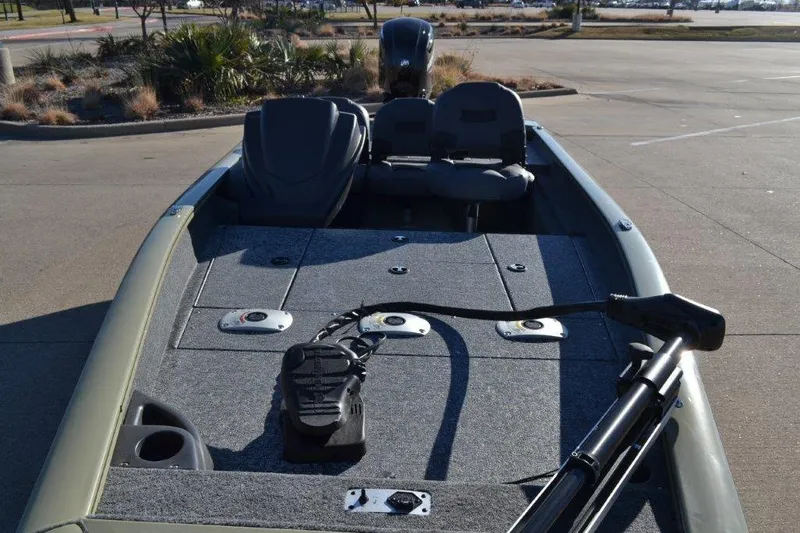 Slide: The Image of 2026 Tracker Pro Team 175 Crappie Edition fishing boat with seating and trolling motor. - 3