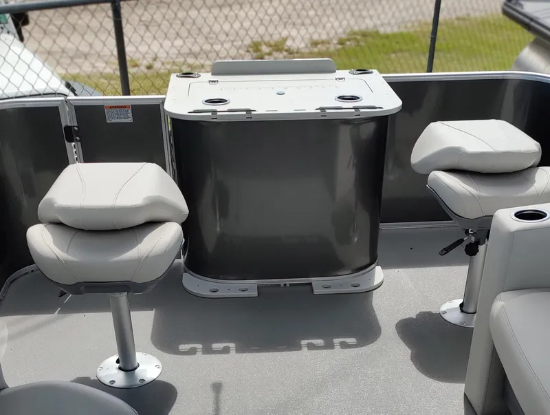 Slide: The Image of Sylvan Mirage 820 PARTY FISH - 11