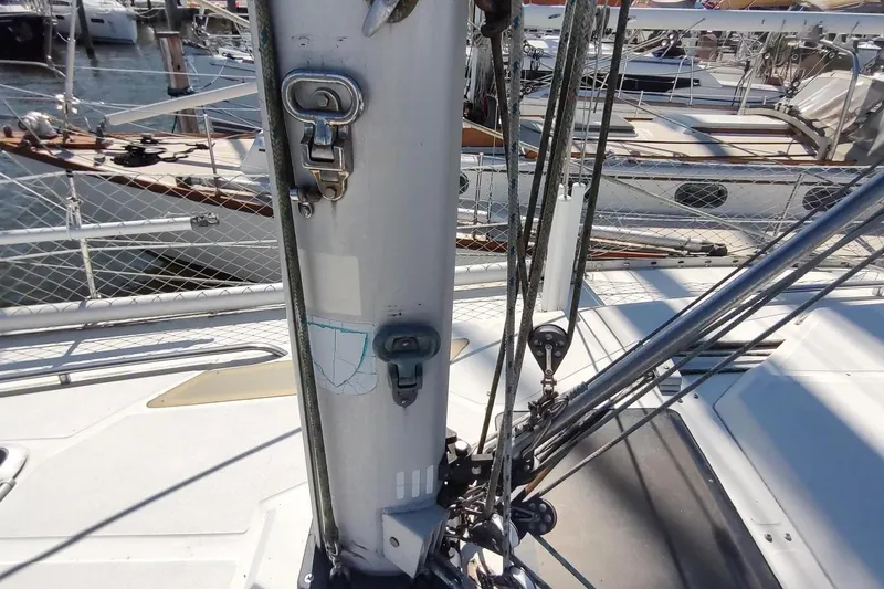 Slide: The Image of Deck view of 1987 Hunter 37 Legend sailboat with rigging and mast details. - 19