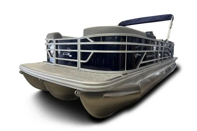 Slide: The Image of 2026 Bennington 22 SSRSE pontoon boat with sleek design and modern features. - 4