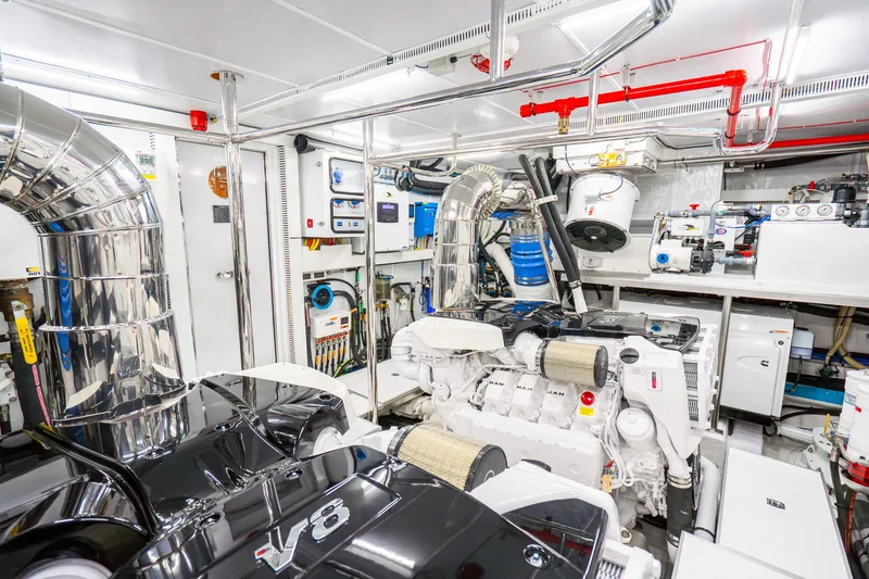 Slide: The Image of Engine room of 2020 Horizon FD80 yacht with V8 engines and advanced machinery. - 17