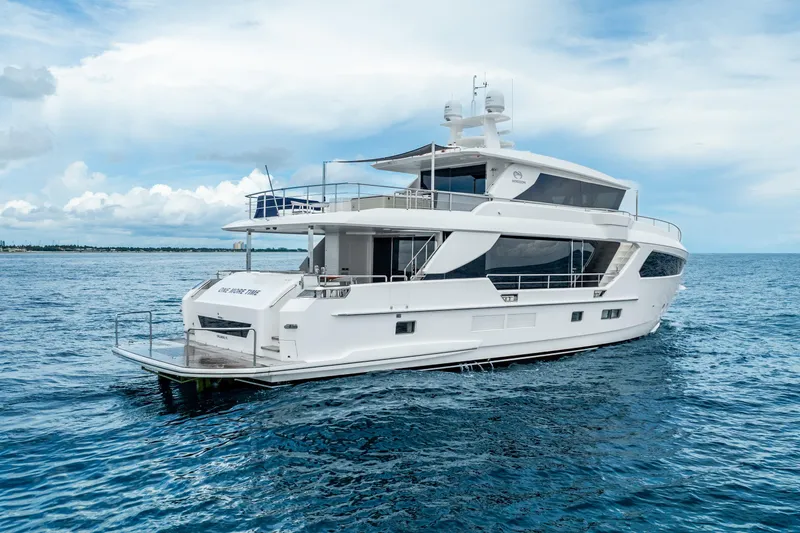Slide: The Image of Luxurious 2020 Horizon FD80 yacht cruising on open sea under a clear sky. - 72