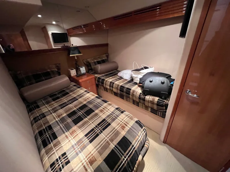 Slide: The Image of Hatteras 64 Motor Yacht 2008 - 11