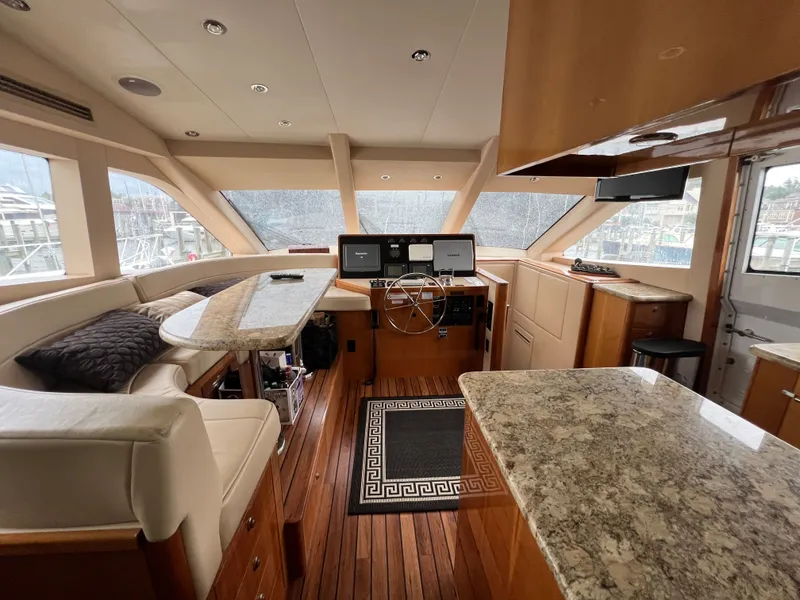 Slide: The Image of Hatteras 64 Motor Yacht 2008 - 7