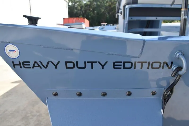 Slide: The Image of 2025 Lowe Roughneck RX1860 CC Heavy Duty Edition boat detail. - 9