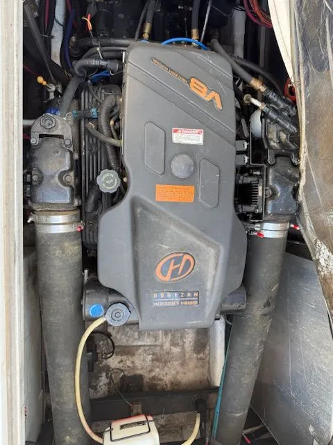 Slide: The Image of Carver 350 Mariner 2000 - 40